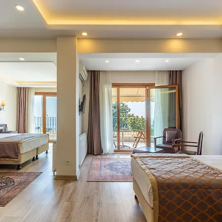 Menar Hotel&suites -old Sultanahmet מלון דירות