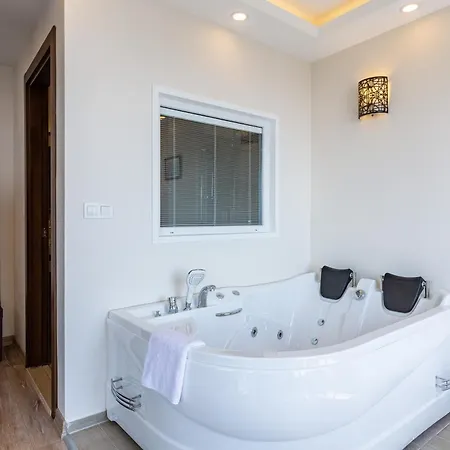 Menar Hotel&suites -old Sultanahmet מלון דירות 3*